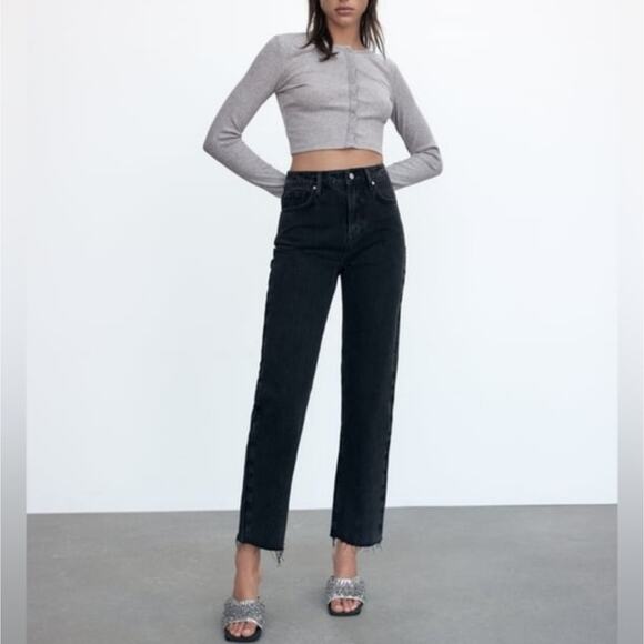 Zara Faded Black High Rise Straight Leg Cotton High Waisted Mom Jean 00 - Picture 1 of 10